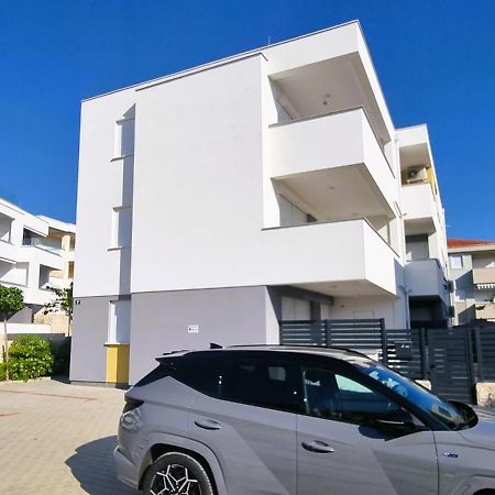 Nova Excellence Apartment Новаля Екстериор снимка