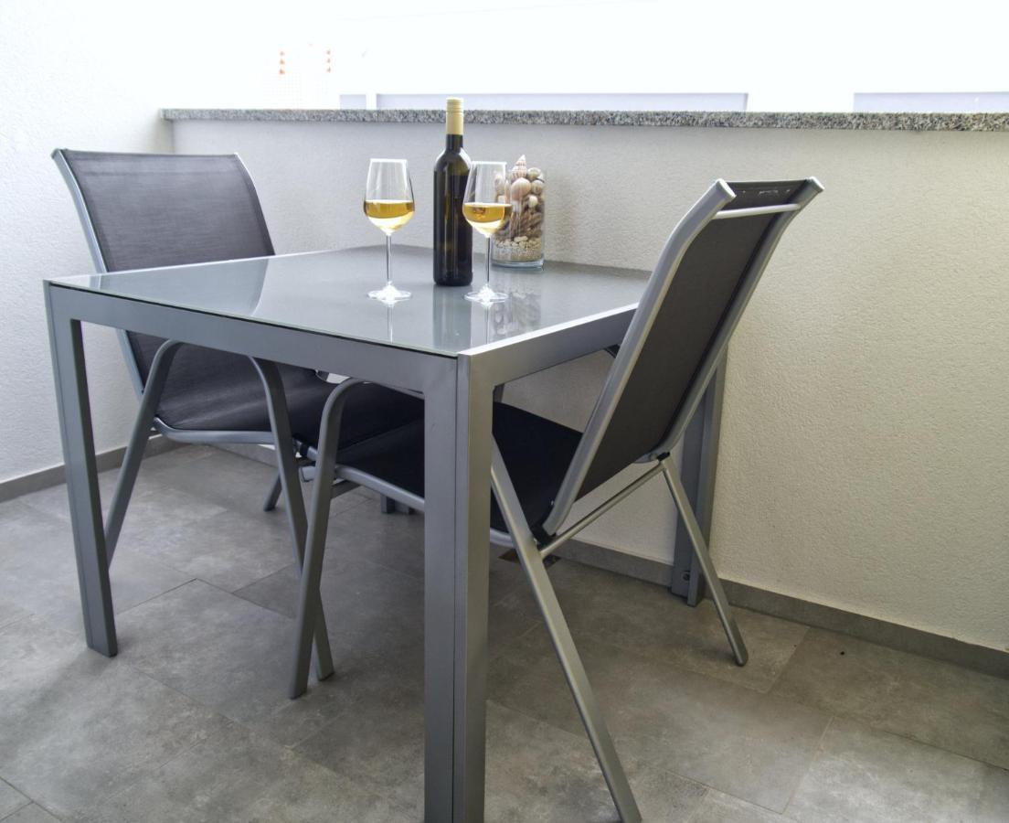 Nova Excellence Apartment Новаля Екстериор снимка