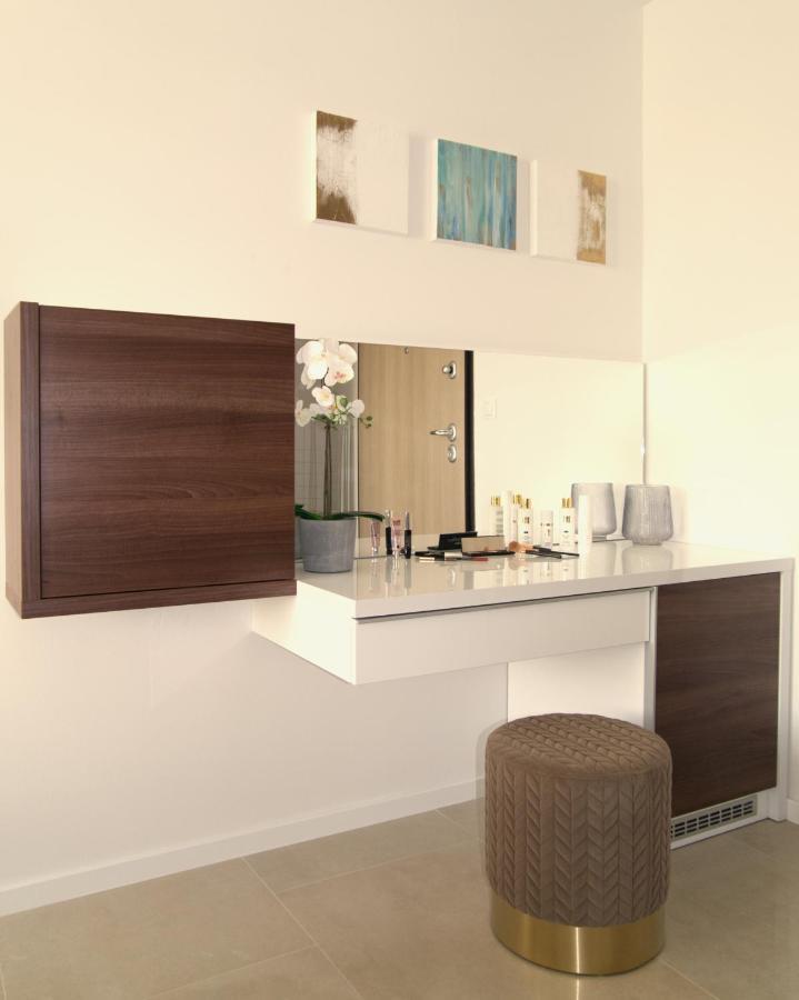 Nova Excellence Apartment Новаля Екстериор снимка